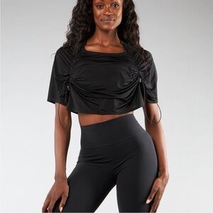 Buffbunny (buff bunny) Canopy Crop Black.